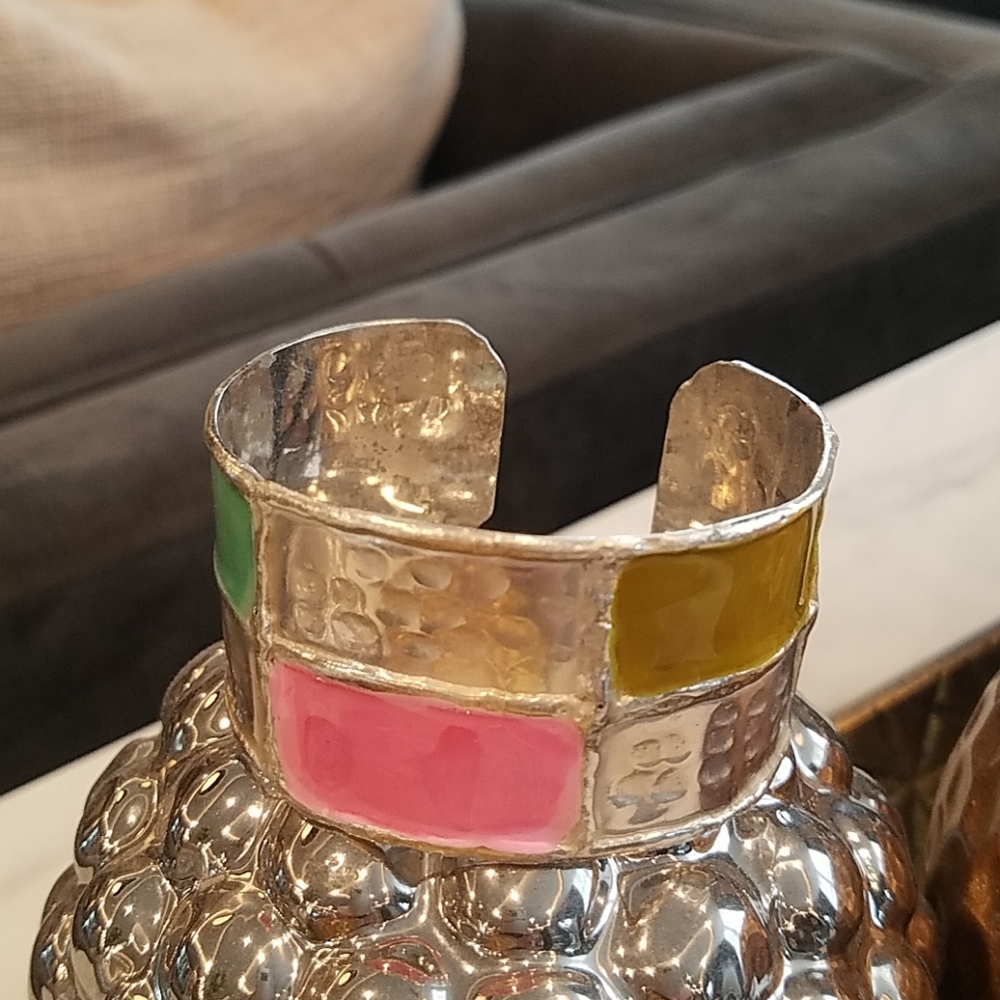 Hammered Silver Color Block Bracelet!!🐸🐌